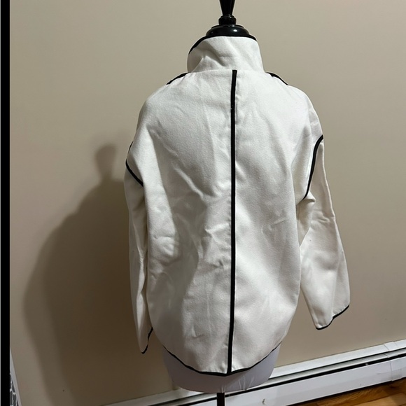 white and black coat new with tags - Picture 5 of 9